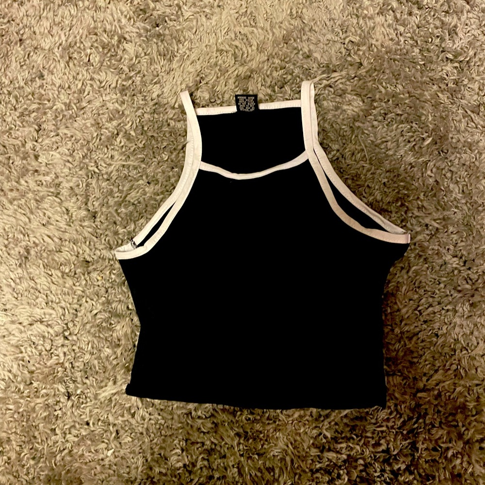 Black crop top